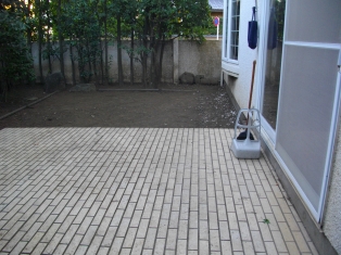 東京・田園調布　　庭の手入れ：その４